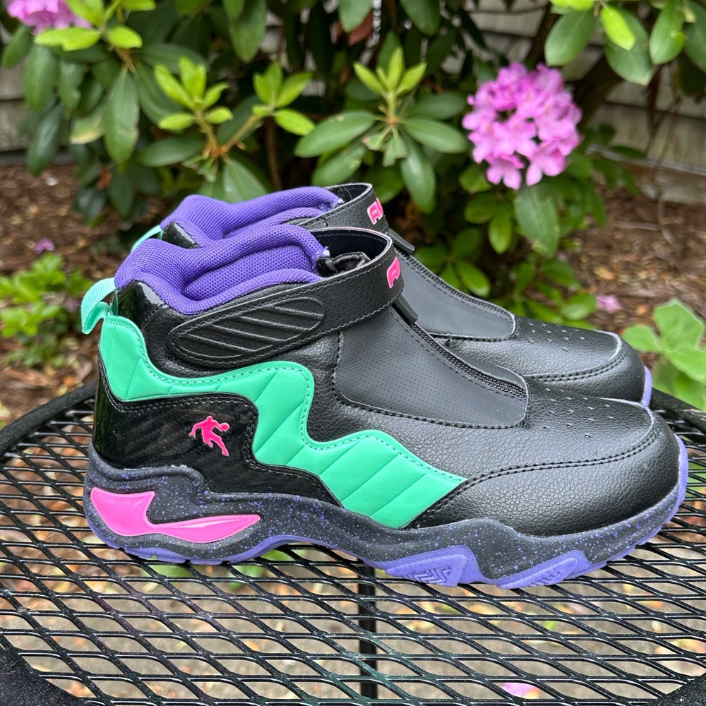 And 1 boys size 6 sneakers
